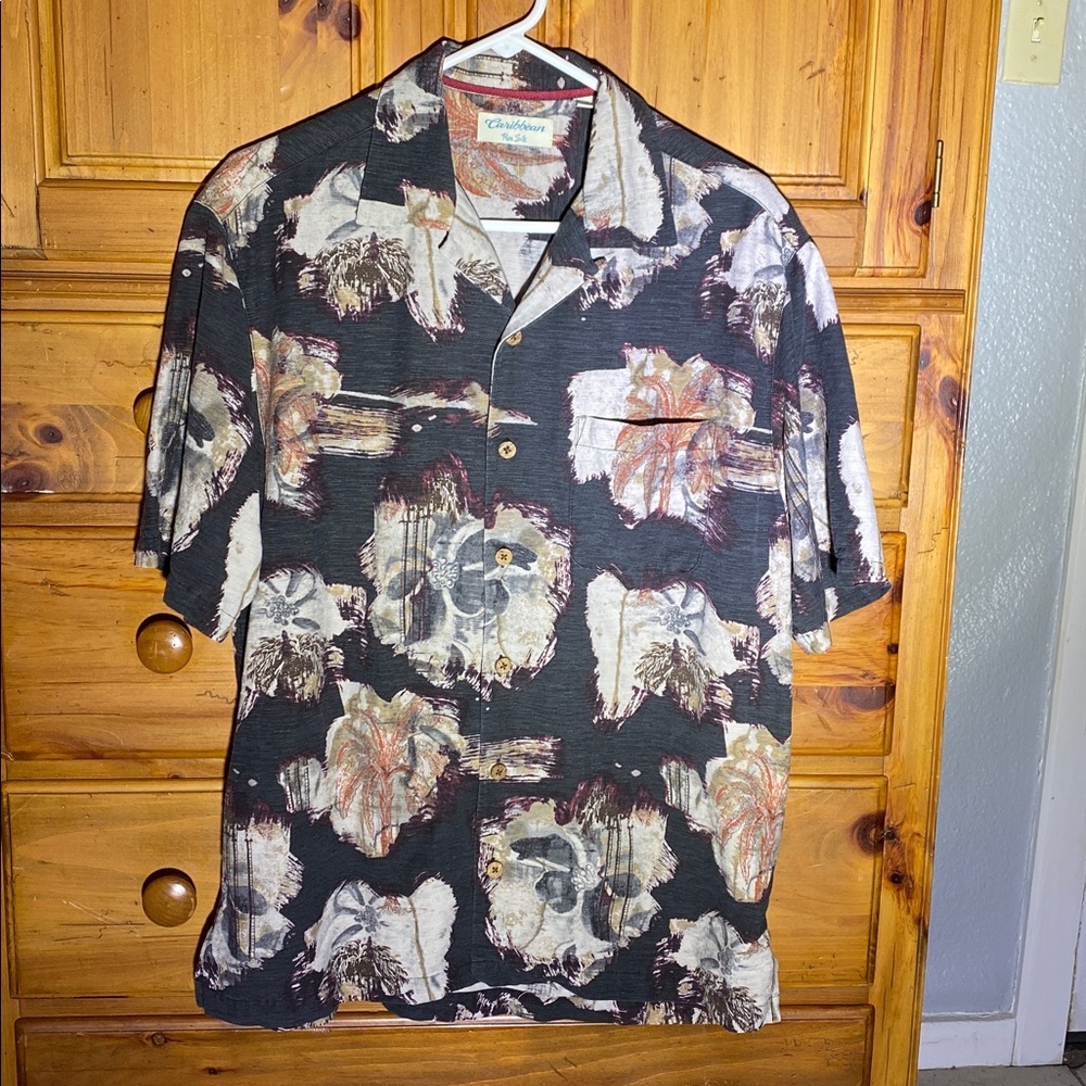 Caribbean Joe 100% Silk Grey Sand Maroon Patterned Shirt